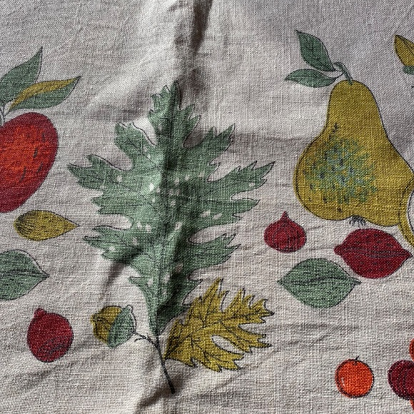 Vintage cotton harvest print tablecloth 50x60 - Picture 4 of 11